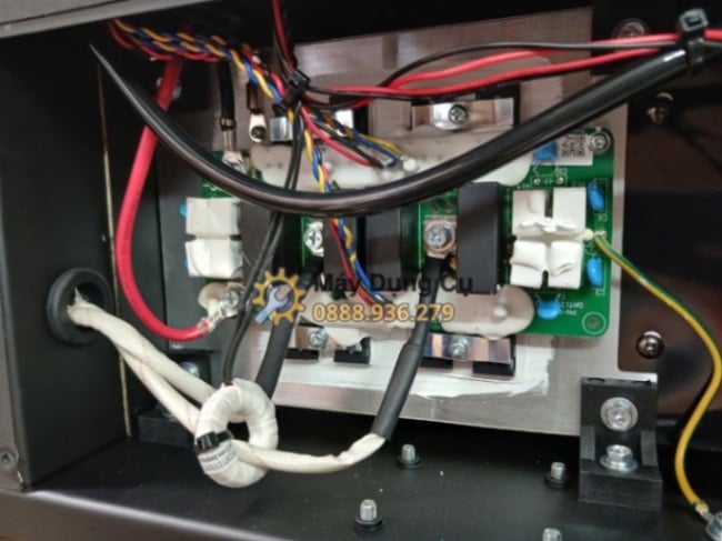 Cụm công suất bên trong máy hàn MIG Jasic 270A