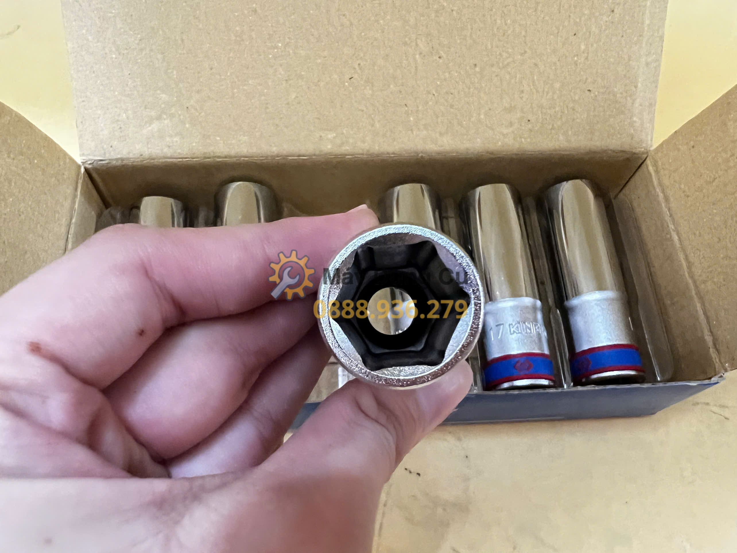 Đầu khẩu 17mm 1/2 inch dài Kingtony 423517M