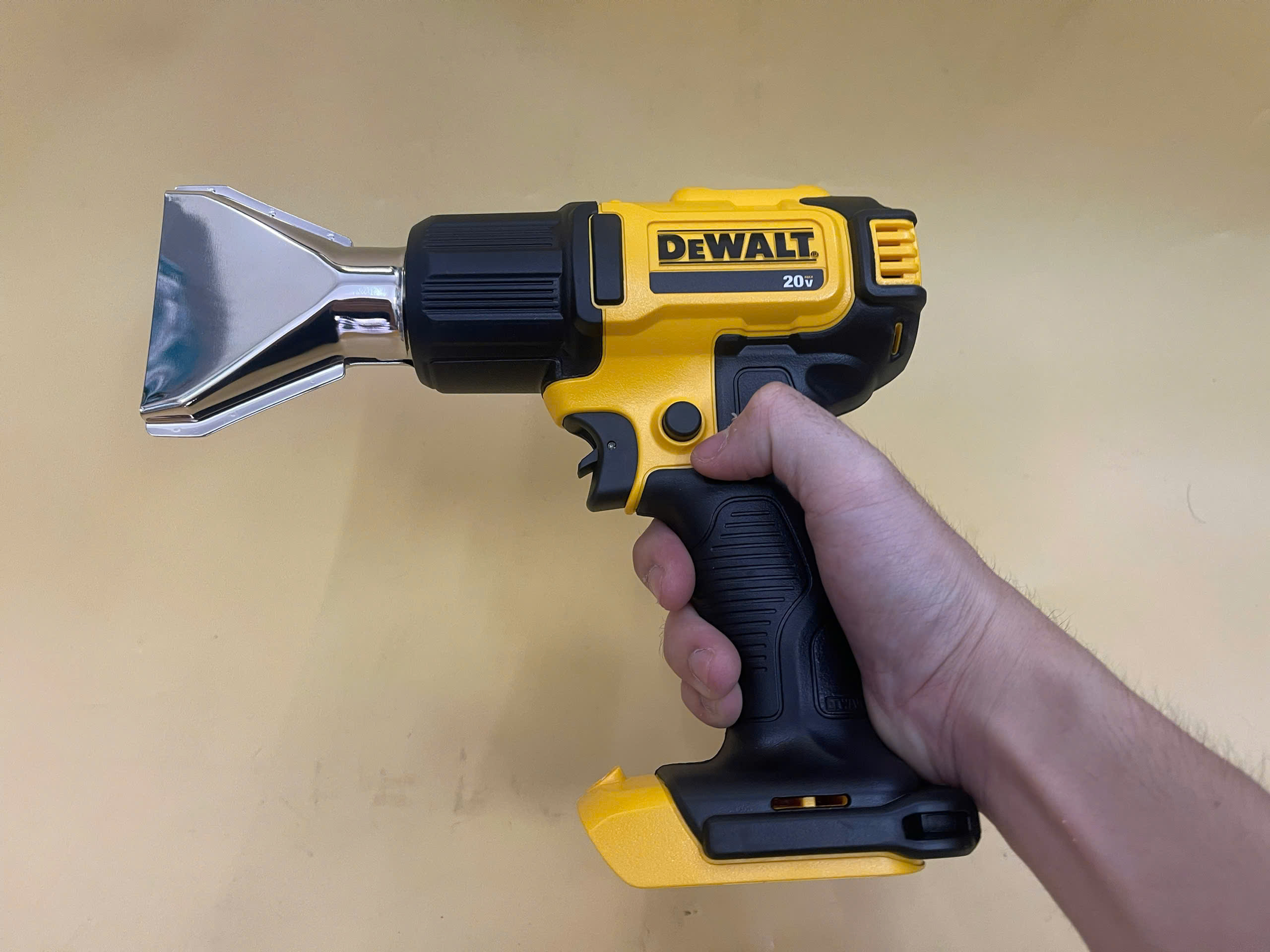 Máy thổi hơi Dewalt DCE530N-KR thân máy dùng pin