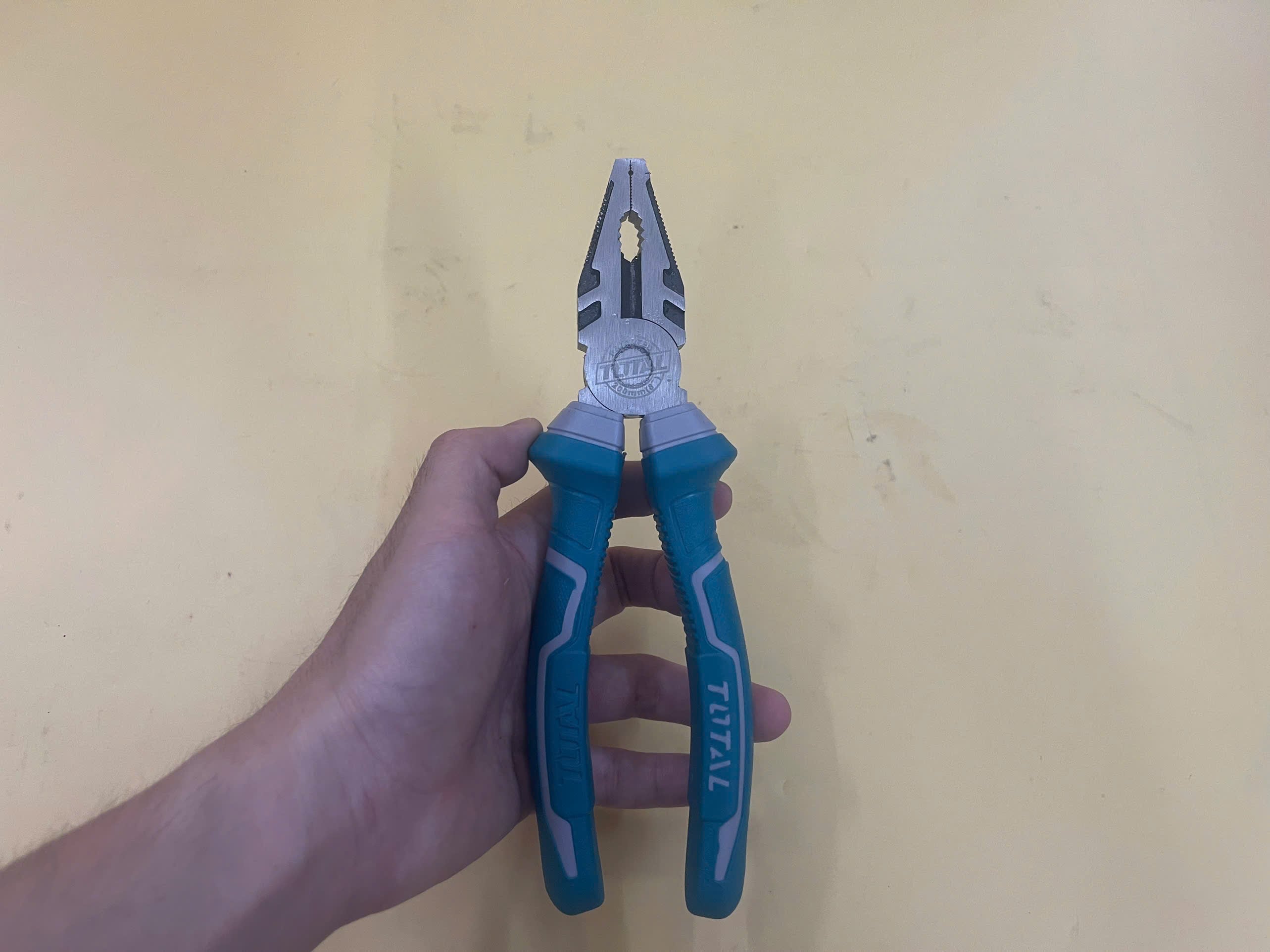 Kềm răng 8 inch Total THT110806P chính hãng kìm răng 200mm Total