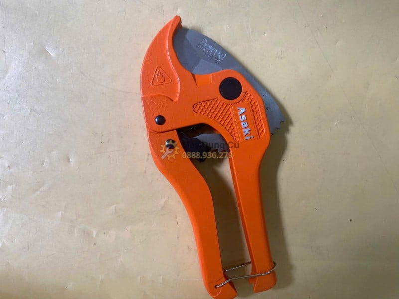 Kéo cắt ống nhựa 42mm Asaki AK-0081 đường cắt sắc nét