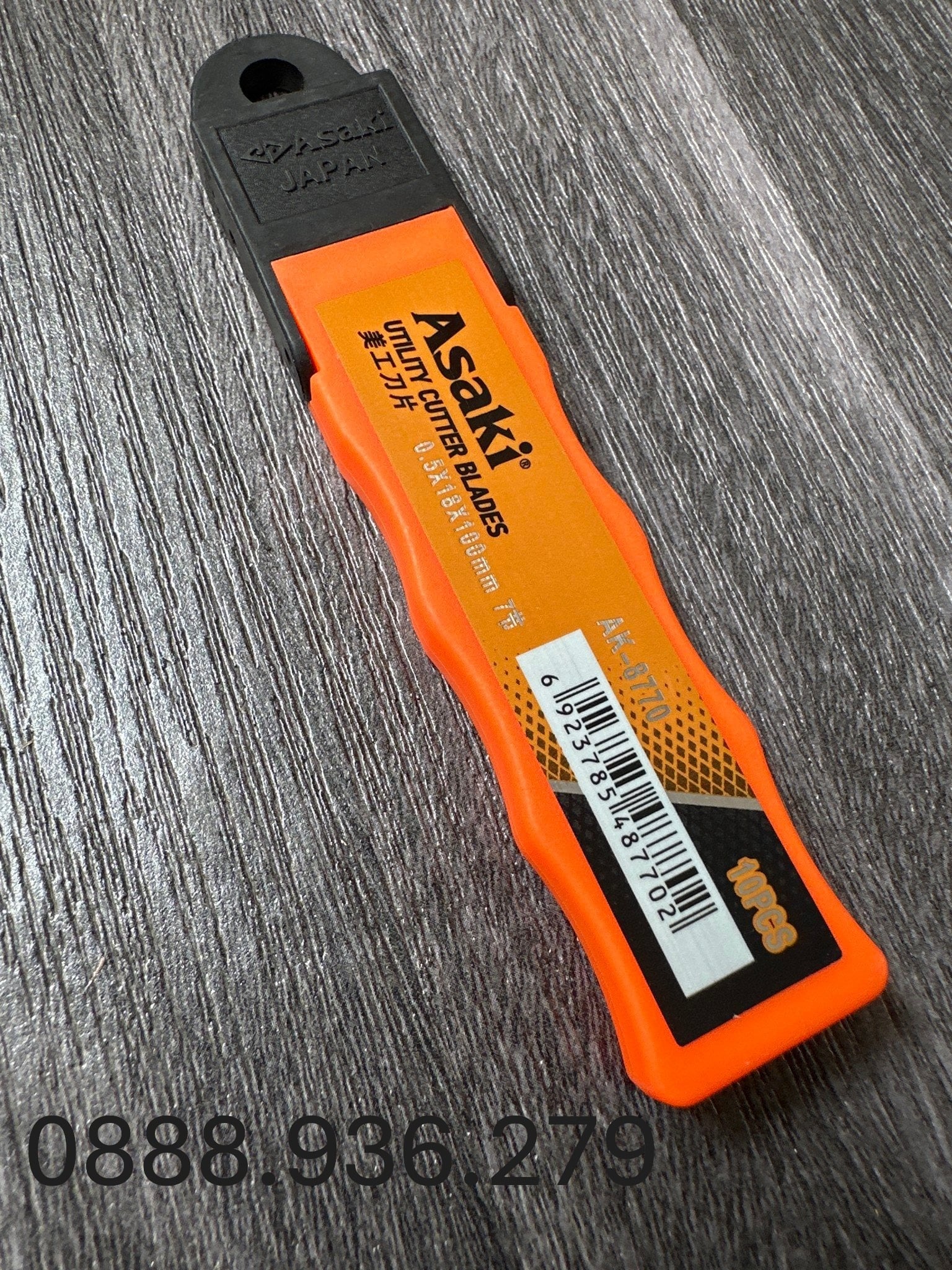 Lưỡi dao rọc giấy Asaki AK-8770 bền bỉ