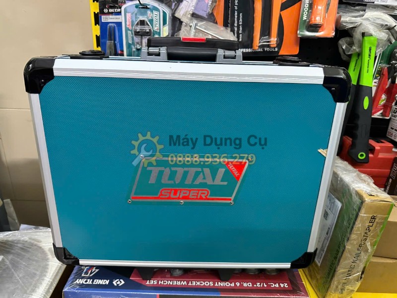 Mặt sau vali bộ đồ nghề Total THKTHP21476 147 chi tiết
