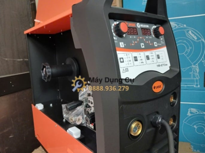 Mặt trước và bộ cấp dây của máy hàn Jasic N249