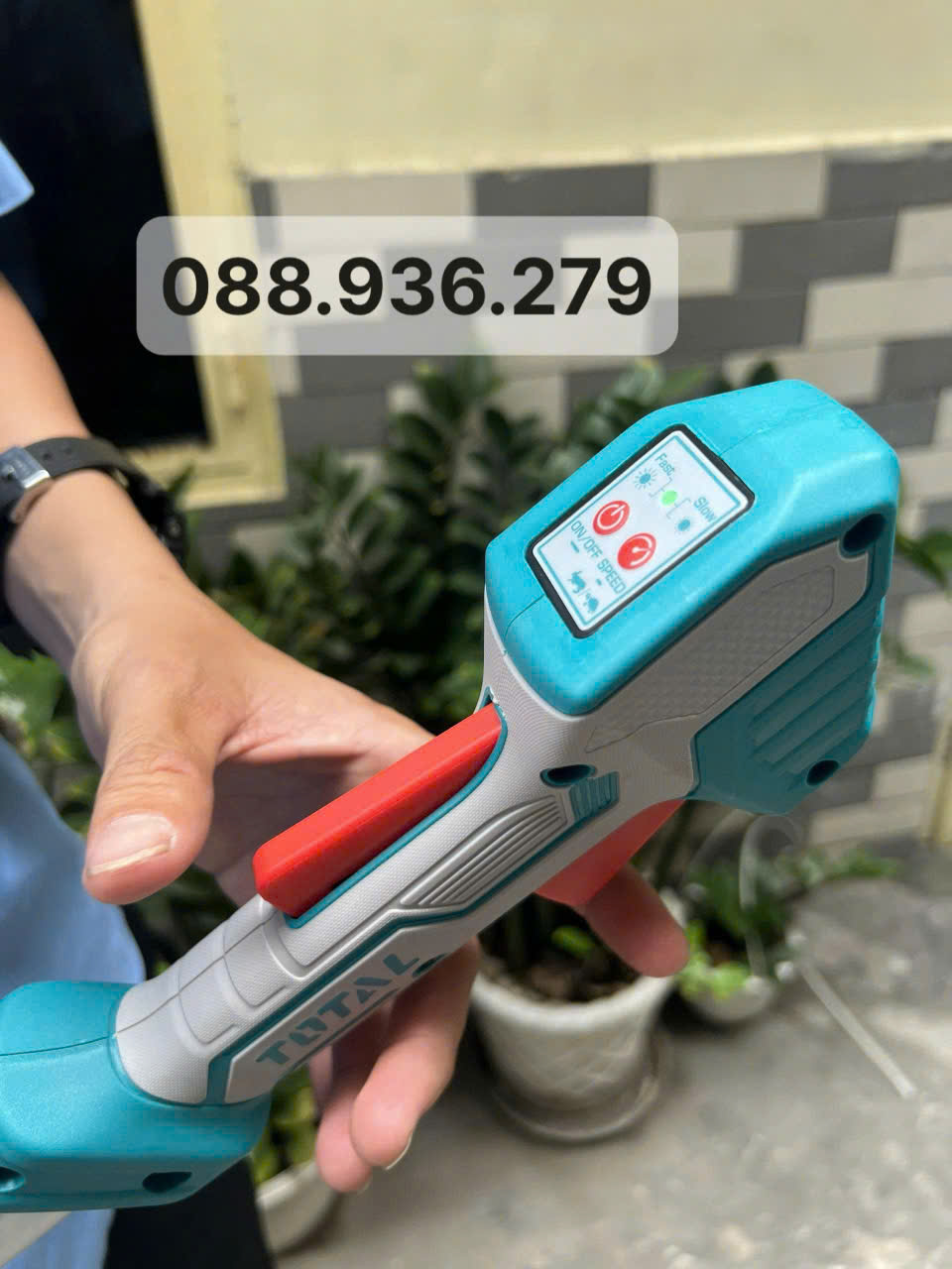 Bộ điều khiển – Máy cắt cỏ pin 40V Total TSTLI202521 brushless