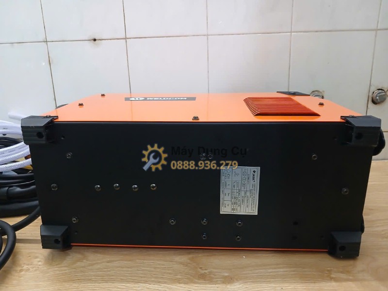 Mặt đáy máy cắt Plasma Jasic CUT60 L211