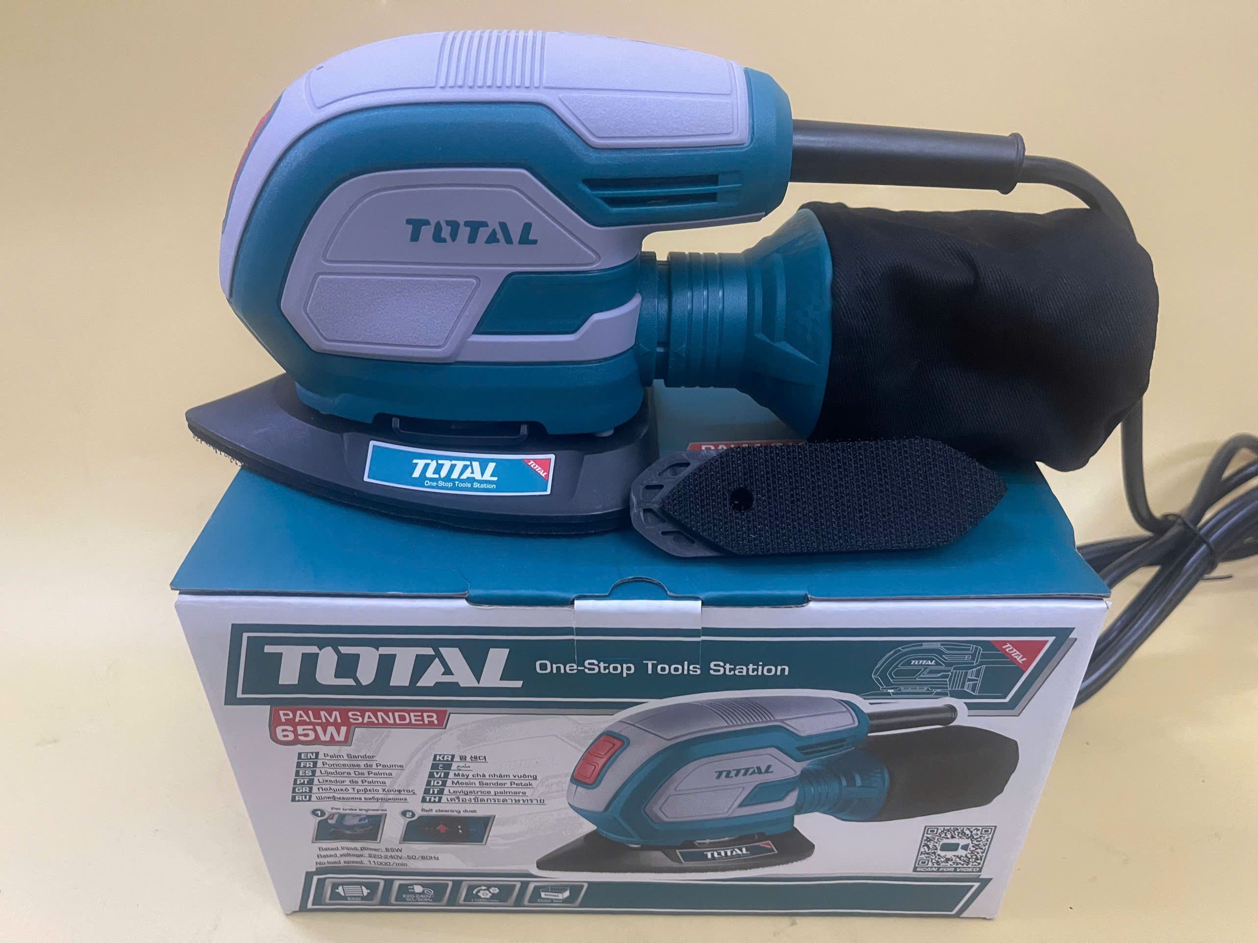Máy chà nhám Total TMS6505 65W đế 93x133mm tốc độ 11000 vòng phút