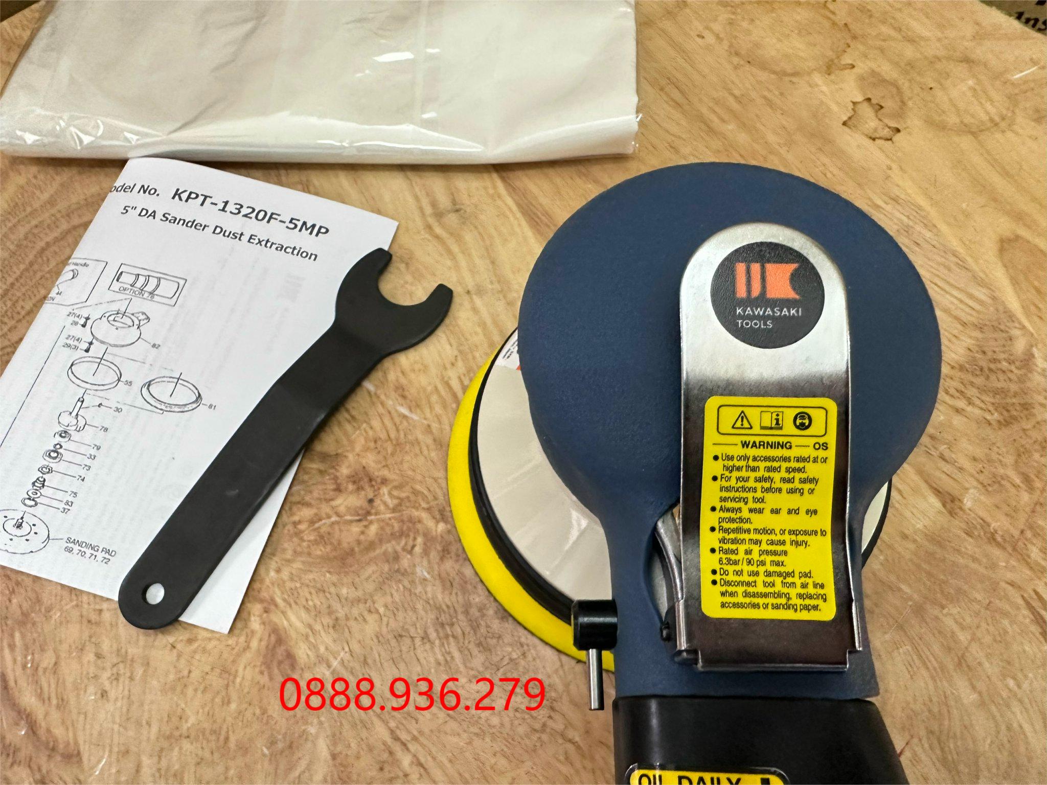 Máy chà nhám Kawasaki KPT-1320F-5 - hộp đựng