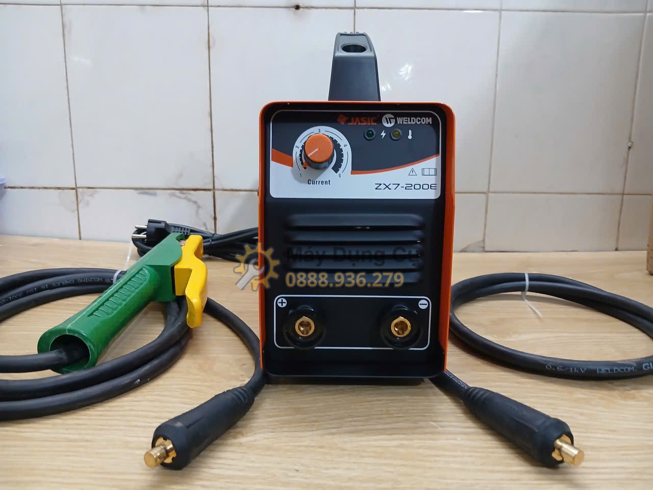Máy hàn điện tử Jasic ZX7-200E công nghệ inverter