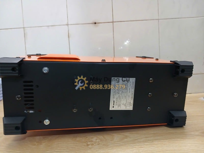 Máy hàn TIG nguội Jasic TIG250S W228 - mat day toan canh
