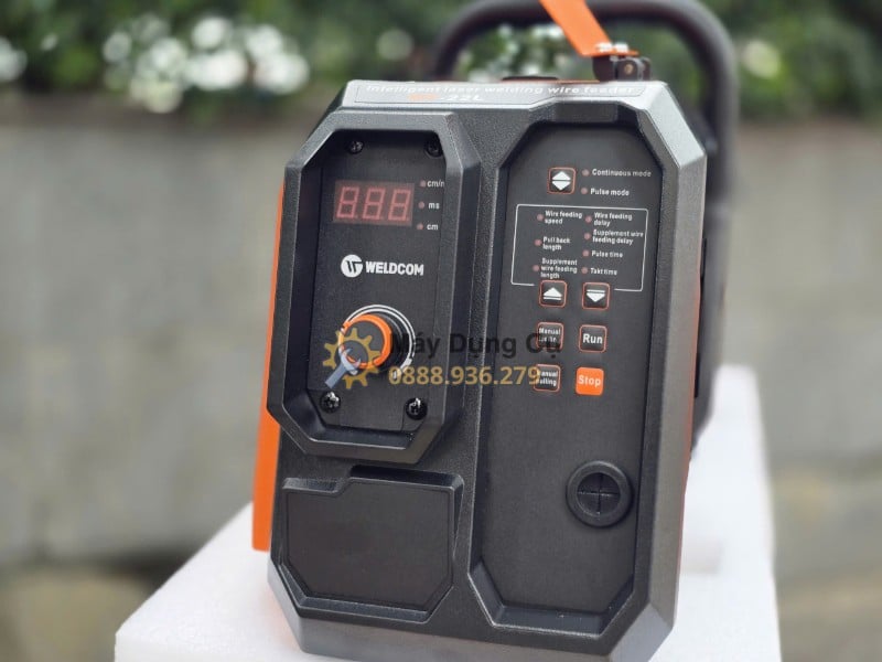 Màn hình điều khiển máy hàn laser Jasic LS-20000F thế hệ 3