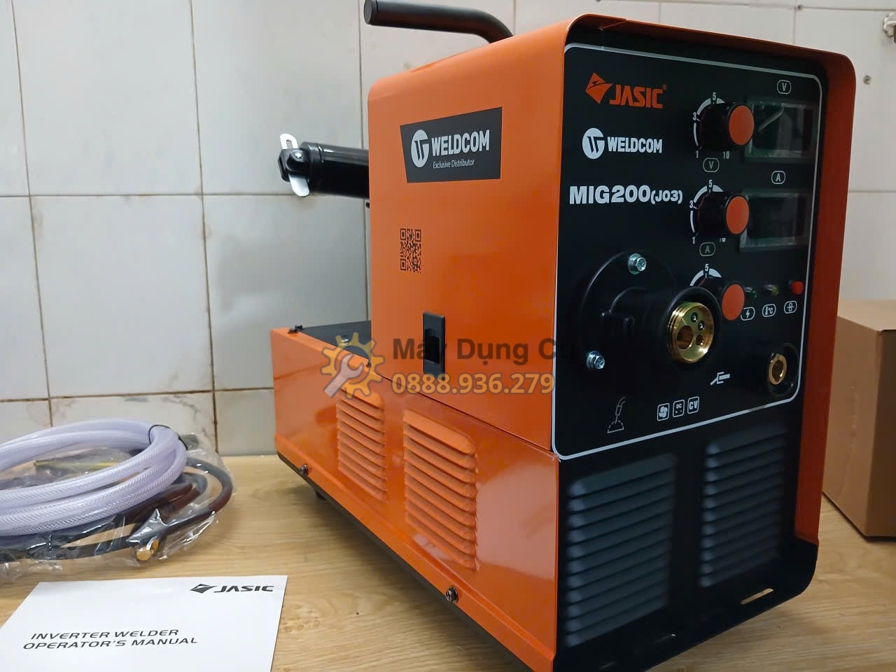 Máy hàn MIG Jasic model J03 Máy hàn MIG Jasic model J03 sử dụng khí bảo vệ