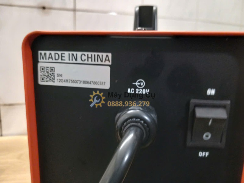 Máy hàn que Jasic ZX7-250E - cong tac va day nguon mat sau