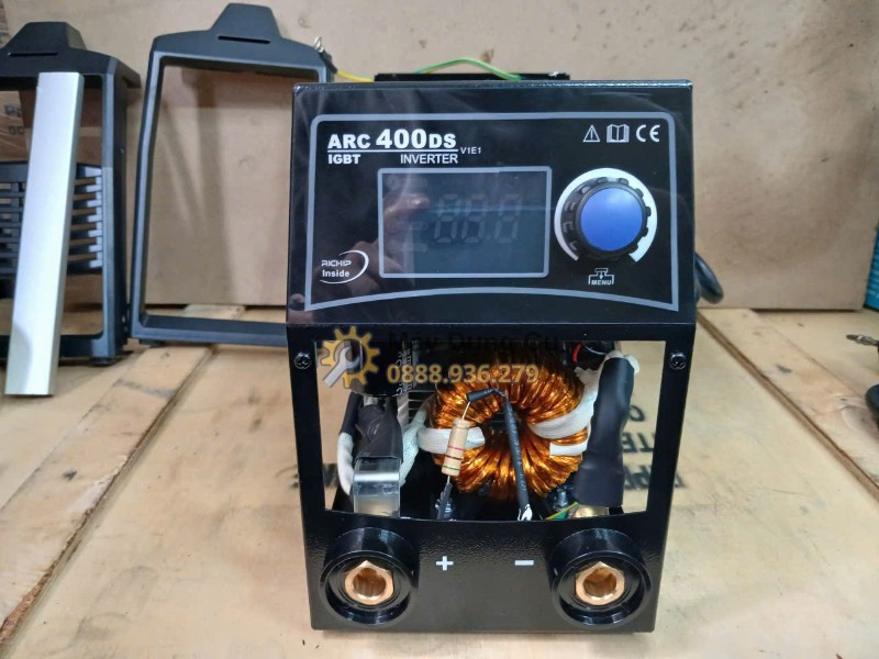 may han que riland arc 400ds linh kien ben trong mat truoc
