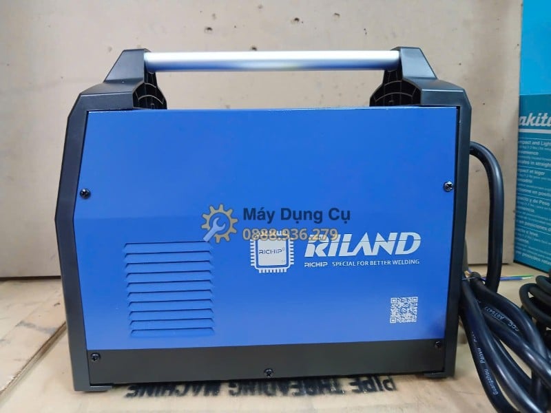 may han que riland arc 400ds mat ben logo