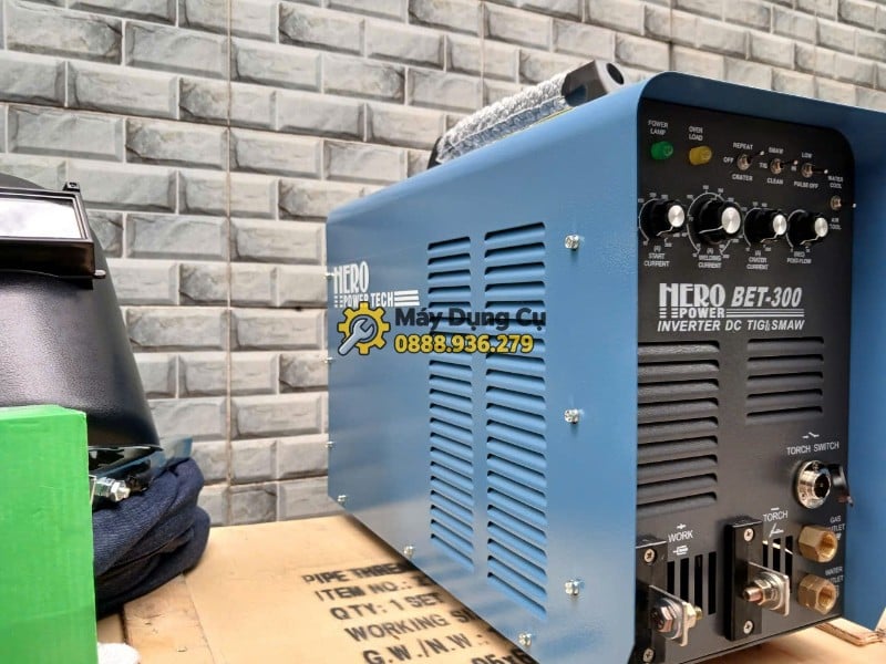 Thân máy hàn TIG Hero BET-300 nhìn từ bên trái