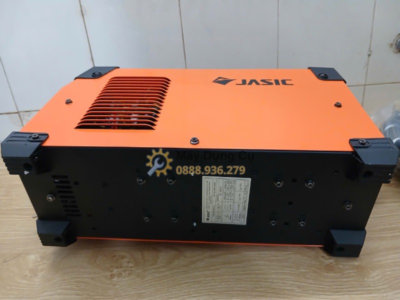 Máy hàn TIG Jasic TIG200S W221 - mat day toan canh