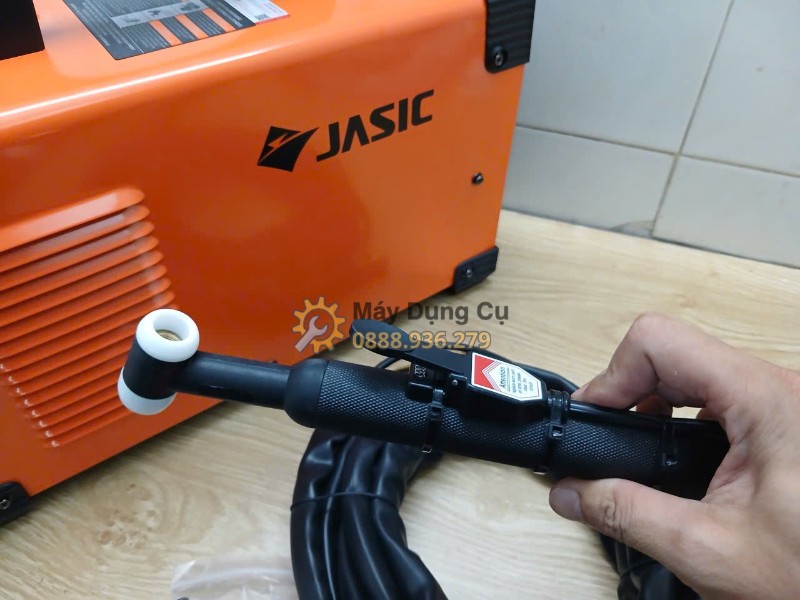 Máy hàn TIG Jasic TIG200S W221 - sung han tig cam tay