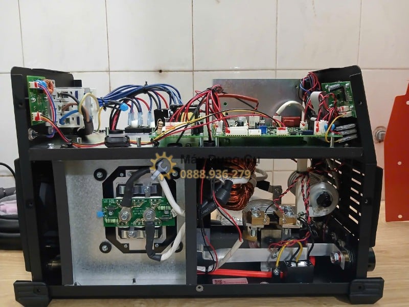 Máy hàn TIG nguội Jasic TIG300 W229 - khung may thao vo ben