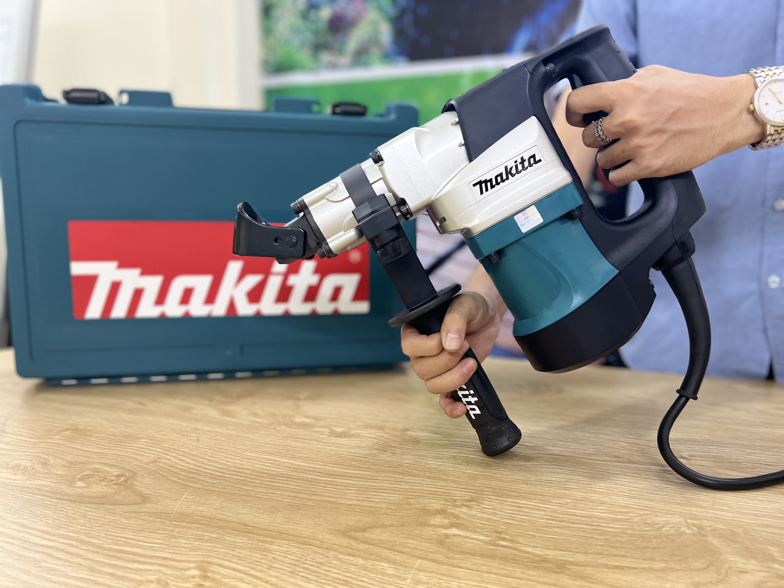 Máy khoan bê tông chính hãng Makita HR3530