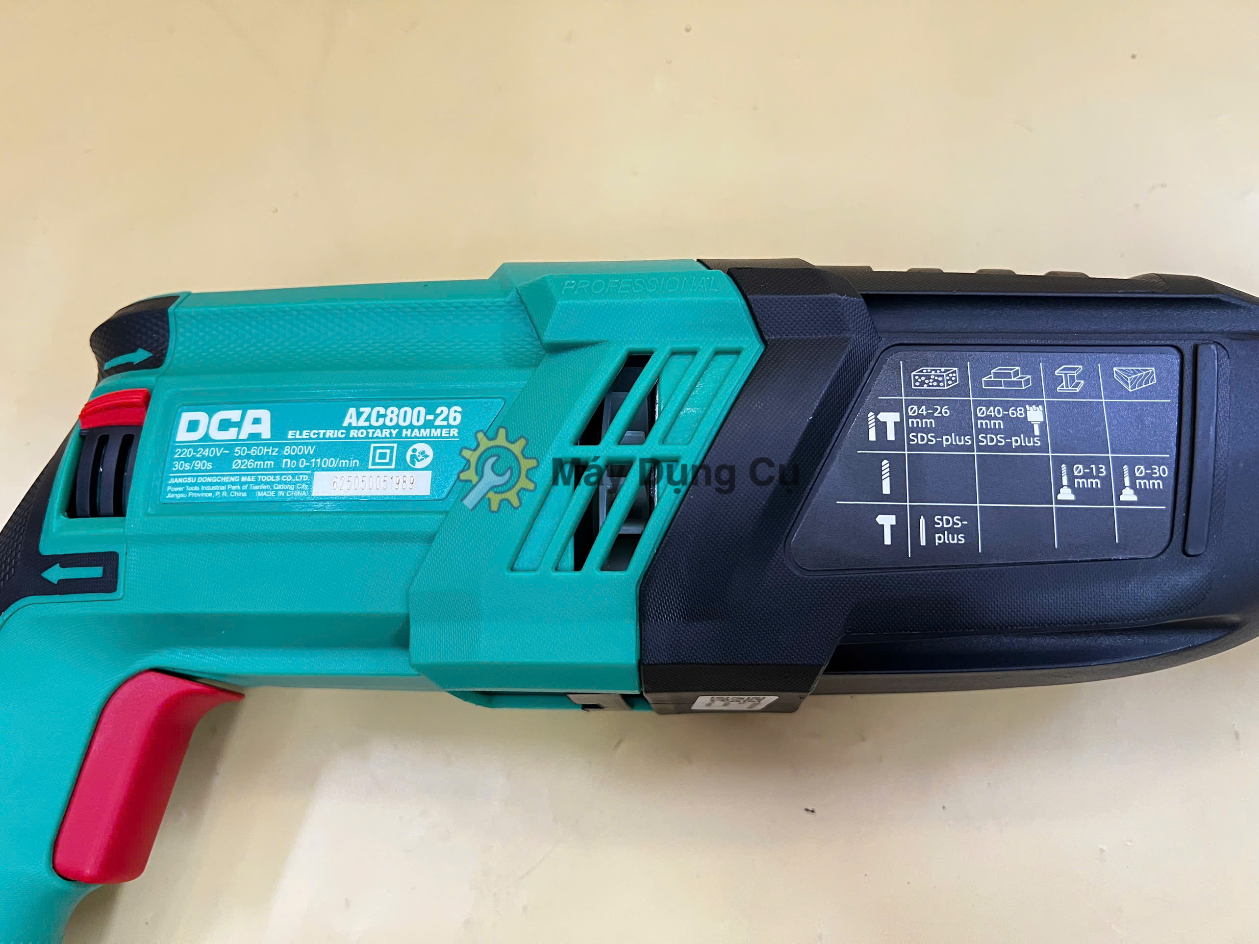 Máy khoan SDS Plus DCA AZC800-26 800W