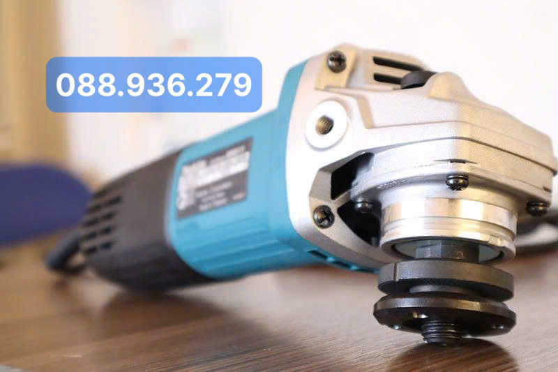 Thiết kế nhỏ gọn của máy mài góc Makita M9511B