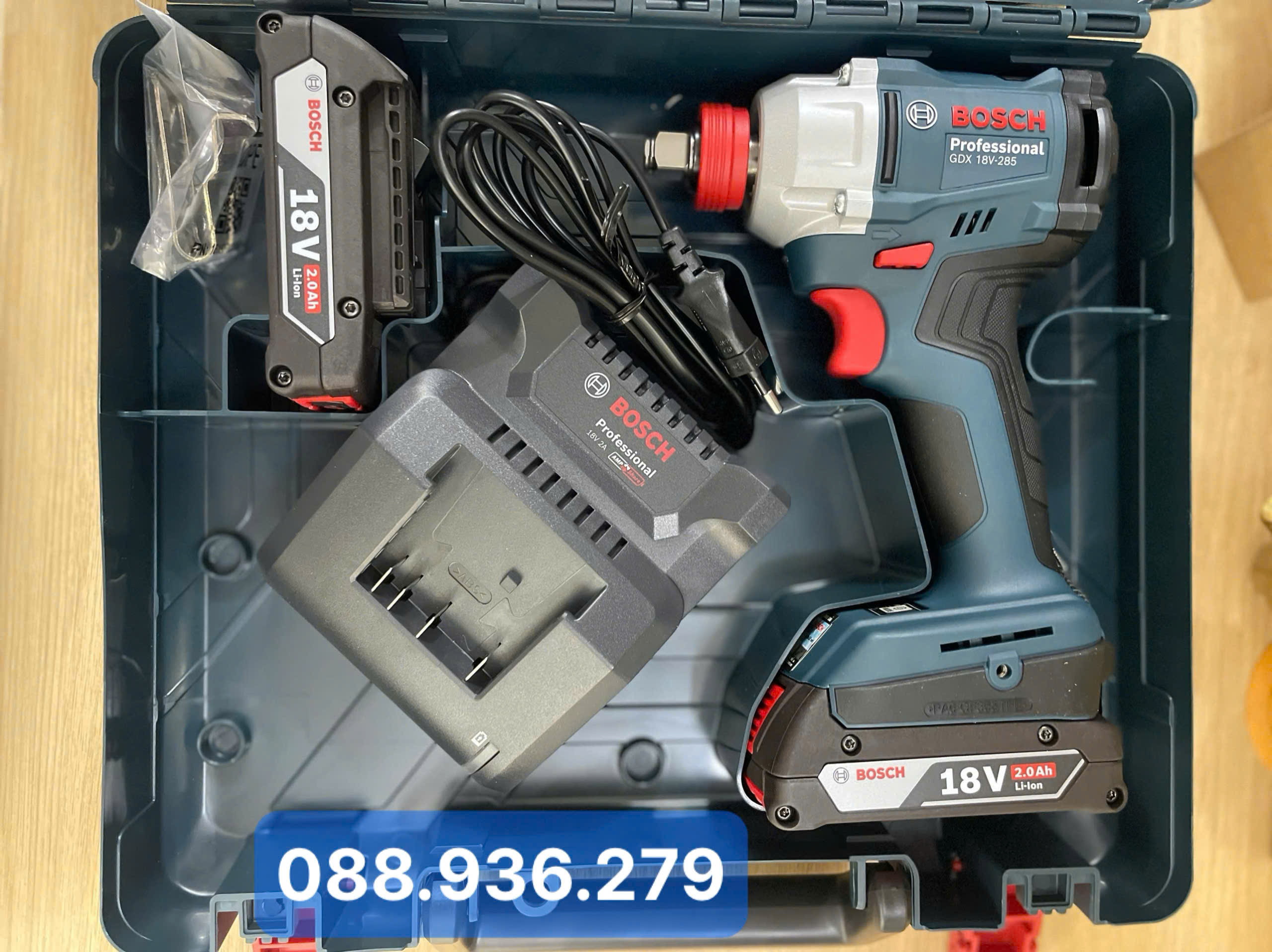 Bosch GDX 18V-285 SOLO cận cảnh đầu gắn kép