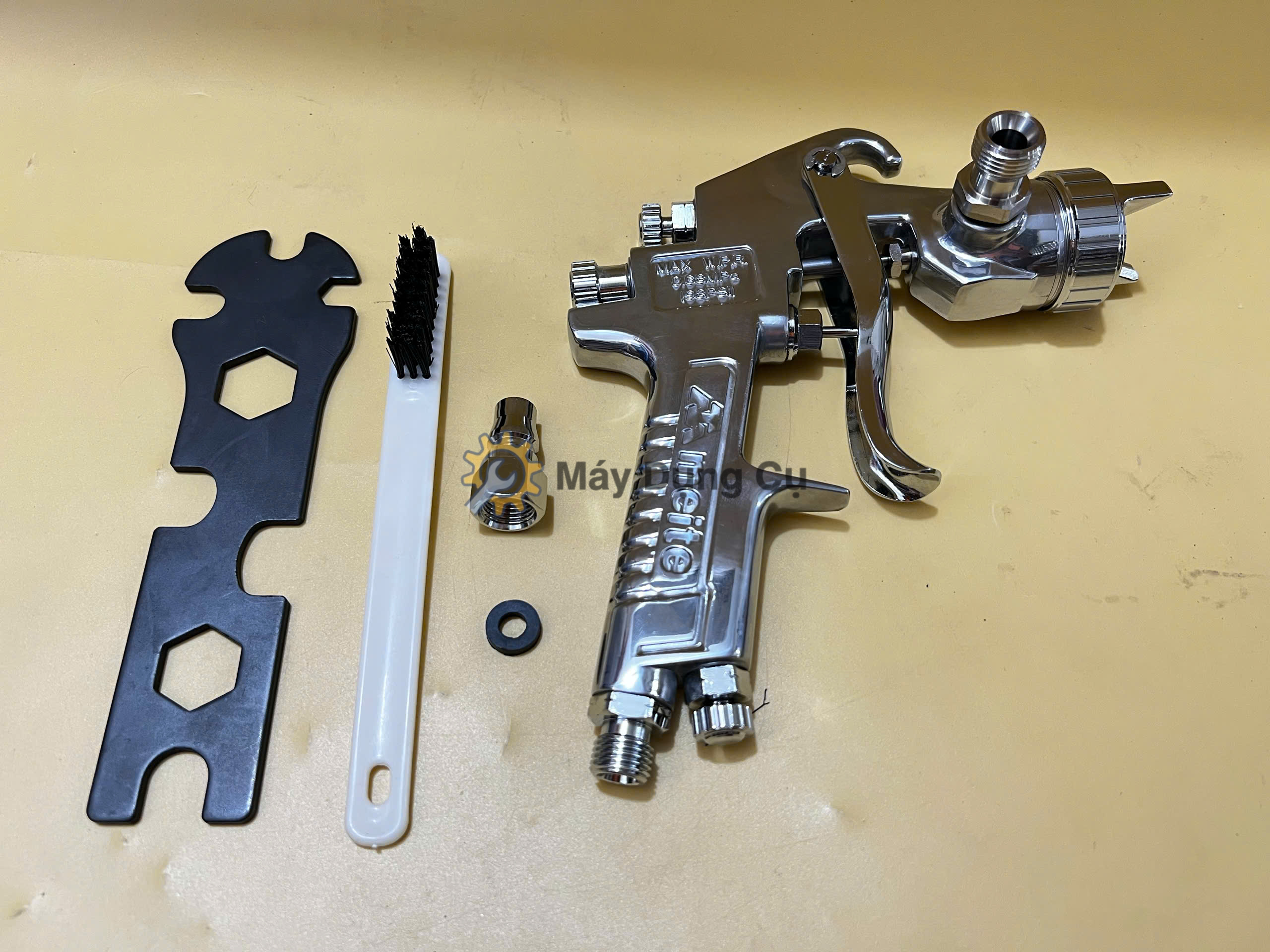 Meite MT-W77-2021G súng sơn phun bình chứa trên 400ml - béc 1.5 2.0 2.5mm