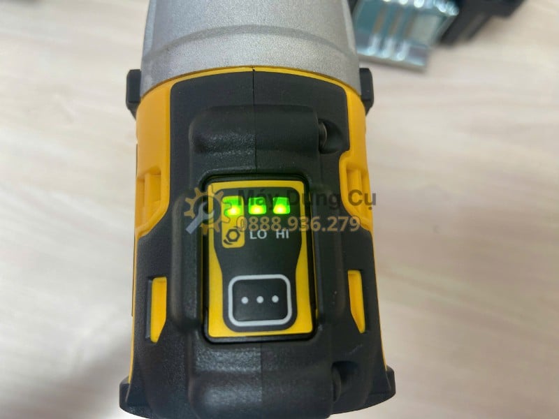 Nút chọn chế độ DeWALT DCF902D2-KR