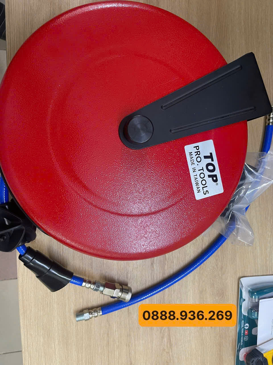 Ống hơi 15m rút tự động HR-708C hộp sắt sơn tĩnh điện CO CQ