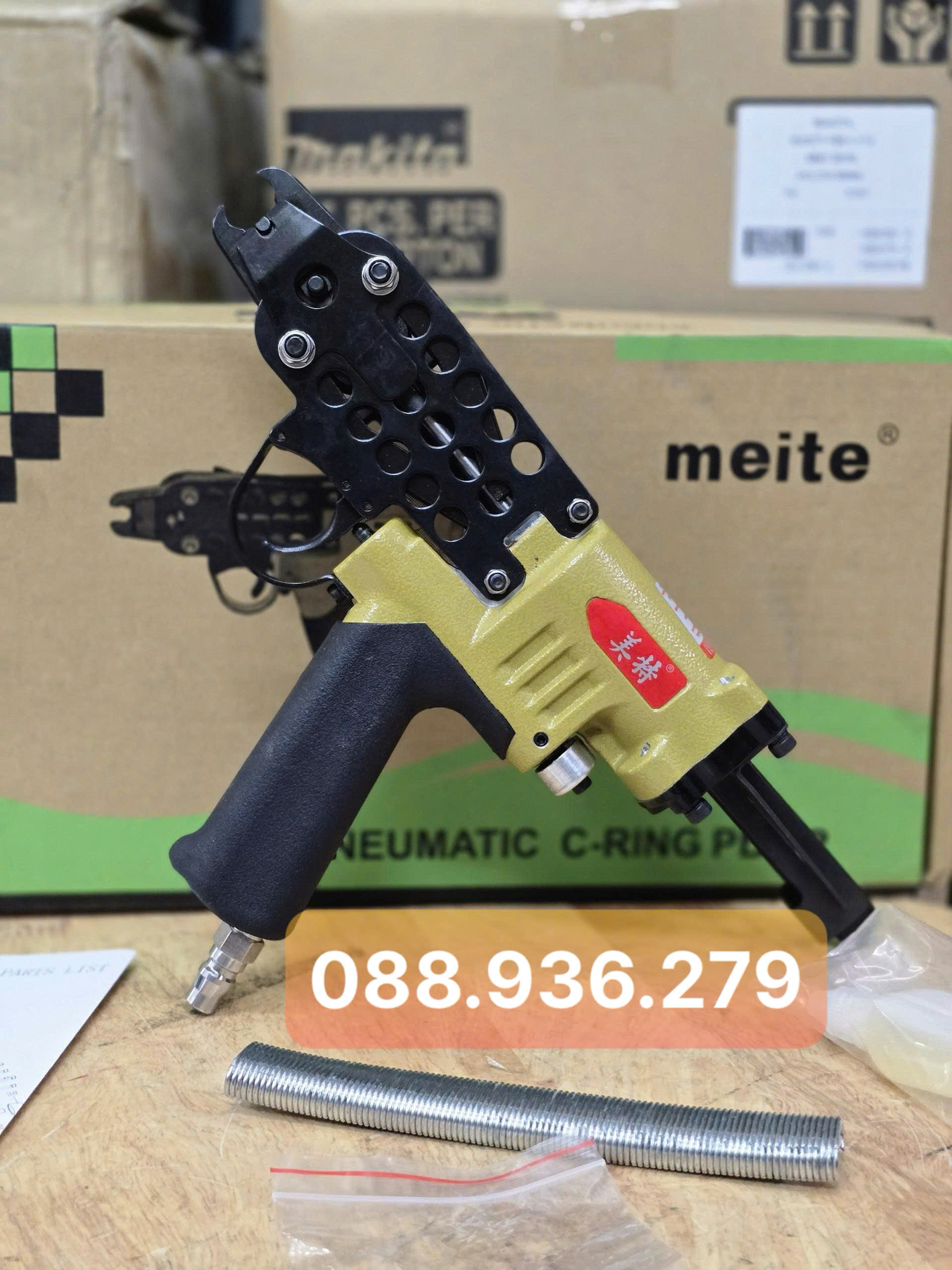 Súng bắn đinh C Meite SC760 - thân máy kim loại bền bỉ