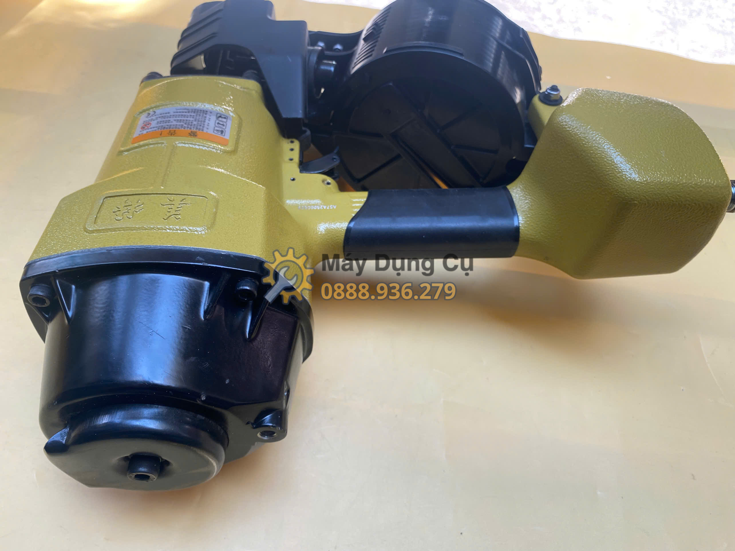 Súng bắn đinh cuộn hơi Meite CN100 chính hãng công suất cao