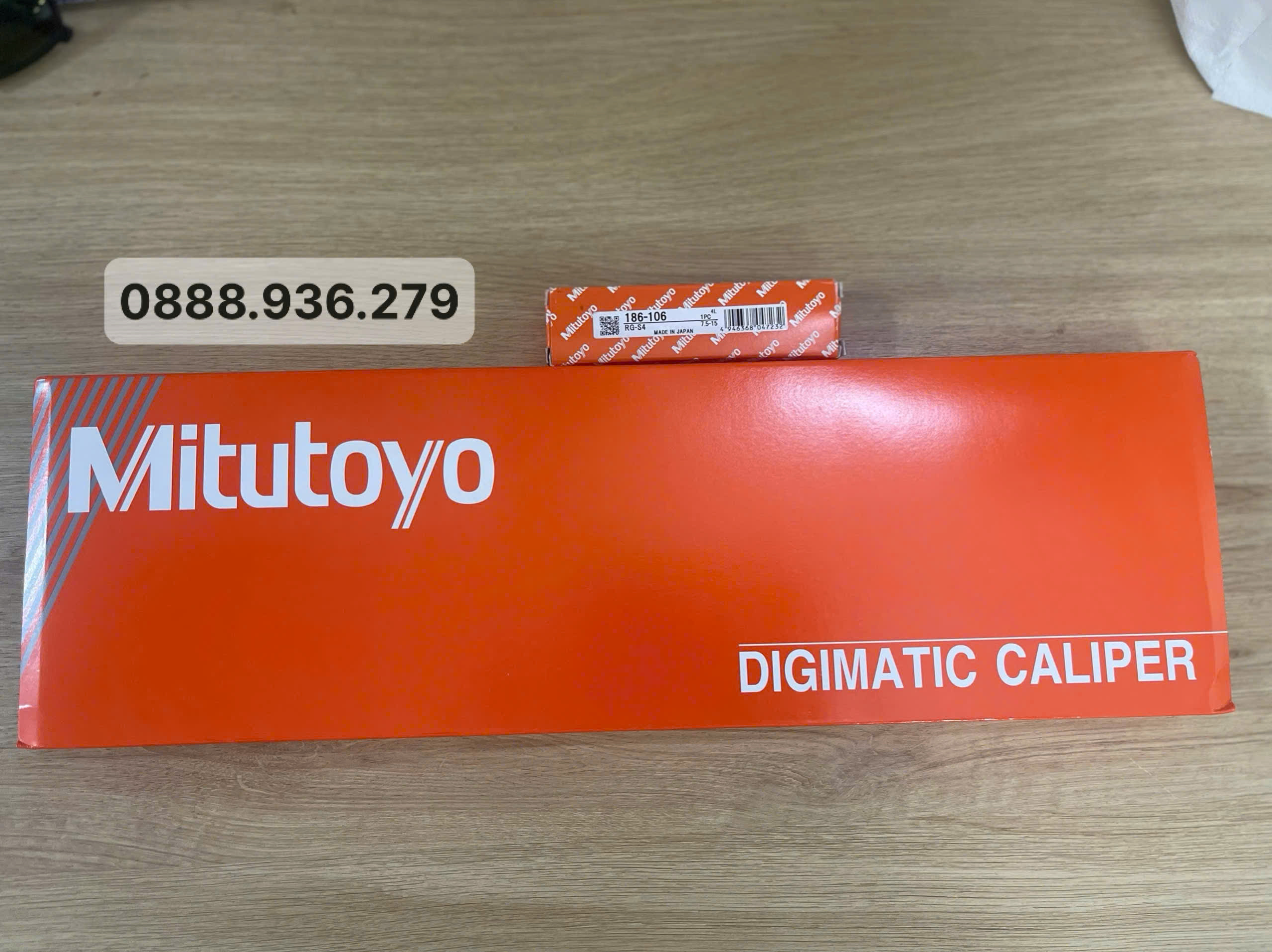 Thước cặp điện tử ABS Mitutoyo CD-12AX chính hãng