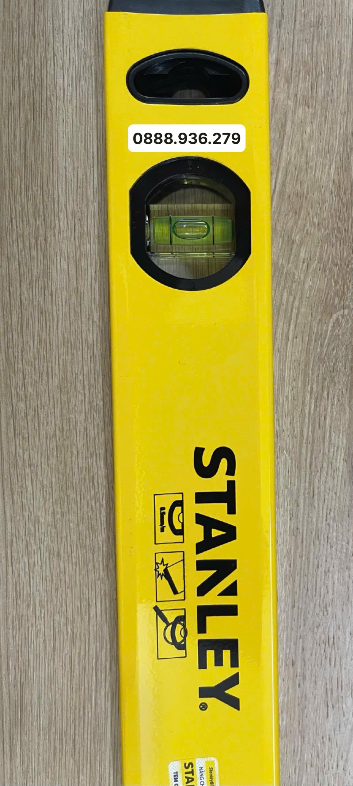 Thước thủy hộp 24 inch 600mm Stanley STHT43103-8 chính hãng khung nhôm đúc