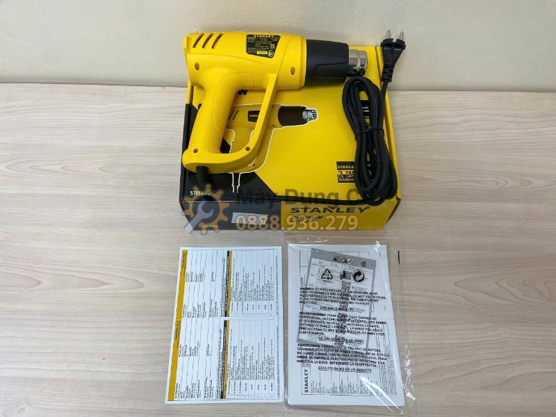 Trọn bộ phụ kiện máy khò nhiệt Stanley STEL670-B1