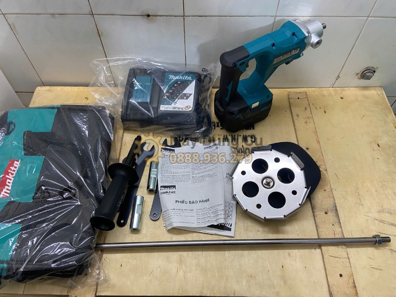 Trọn bộ thân máy trộn sơn Makita DUT130Z