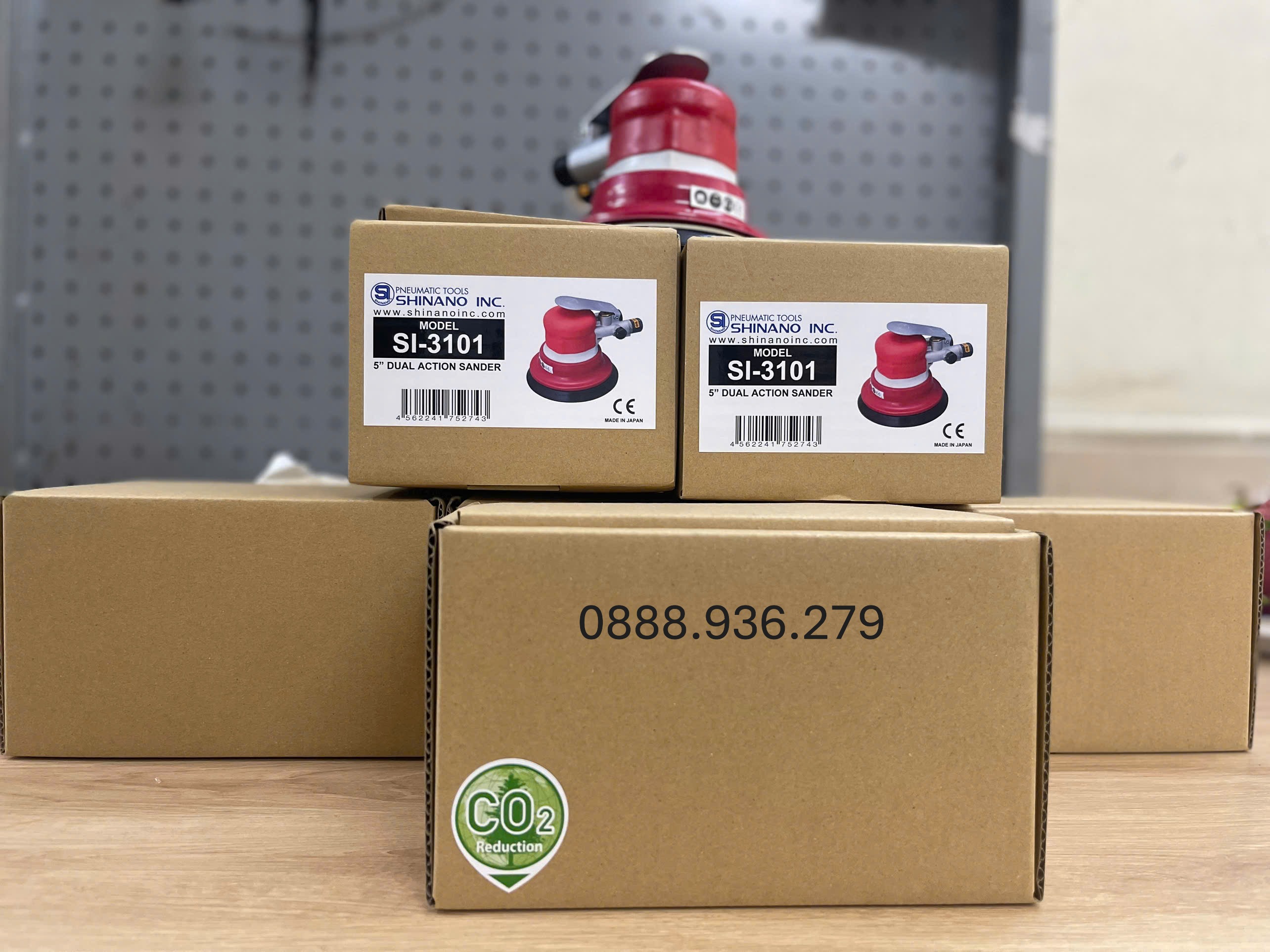 Máy chà nhám tròn Shinano SI-3101 125mm chính hãng