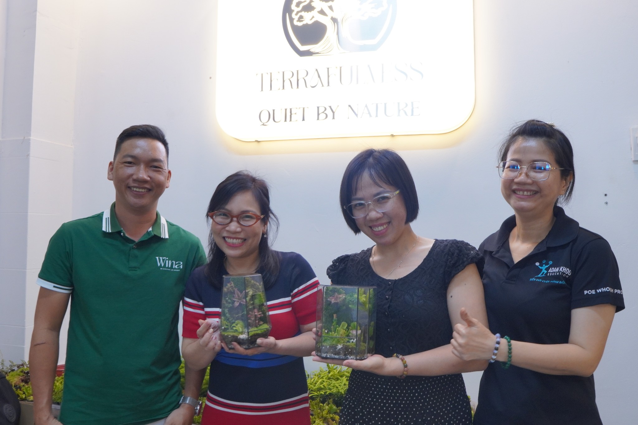 Những Người Bạn Và Workshop Terrarium | Trải Nghiệm Nhóm Gắn Kết Và Kiến Tạo Kỷ Niệm Xanh