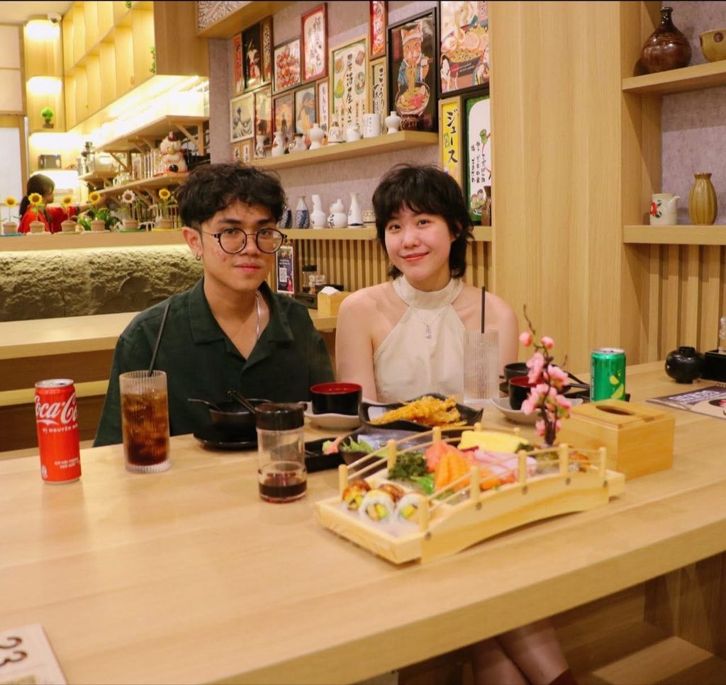 🌸 Chỉ còn 1 ngày nữa là đến 20/10!