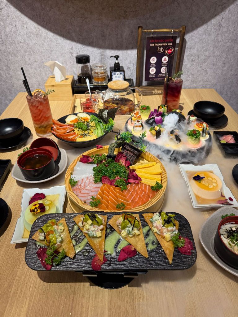 🎨 TOJY COLLECTION - KHI ẨM THỰC CHAY TRỞ THÀNH MỘT BẢN GIAO HƯỞNG NGHỆ THUẬT 🎨