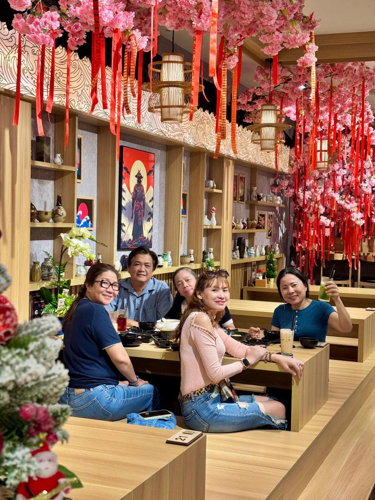 🎄Warm up your heart - cùng Tojy chạm vào hơi thở Giáng Sinh🎄