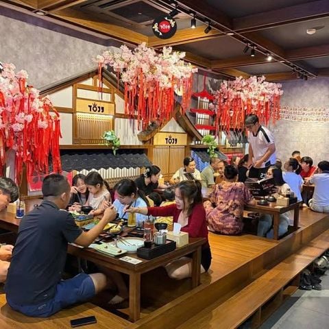 KHÔNG KHÍ ĐẠI LỄ 30/4 – 1/5 TẠI TOJY