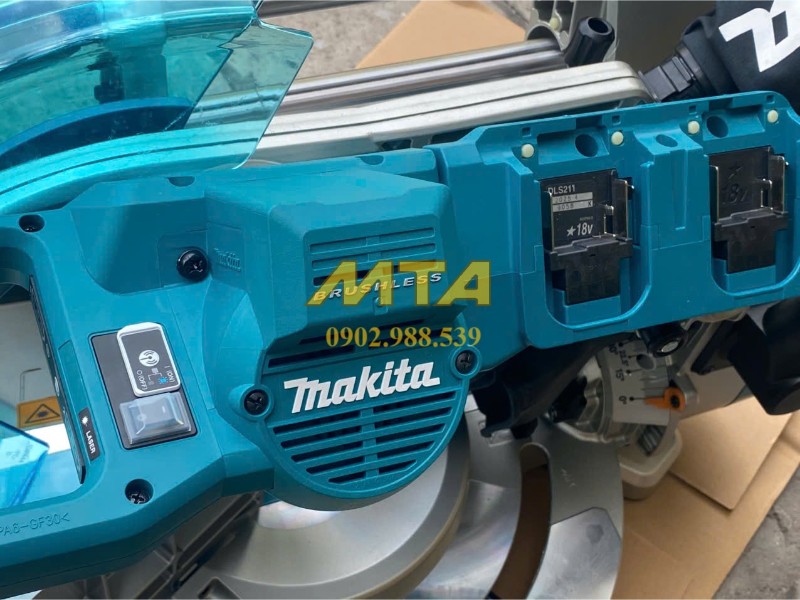 Công tắc máy cưa đa góc dùng pin Makita DLS211Z