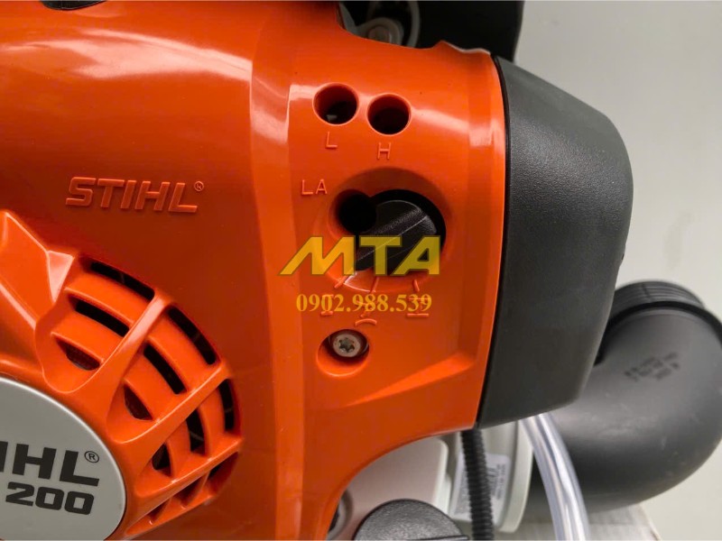 Dieu-chinh-may-phun-thuoc-STIHL-SR-200-tu-van