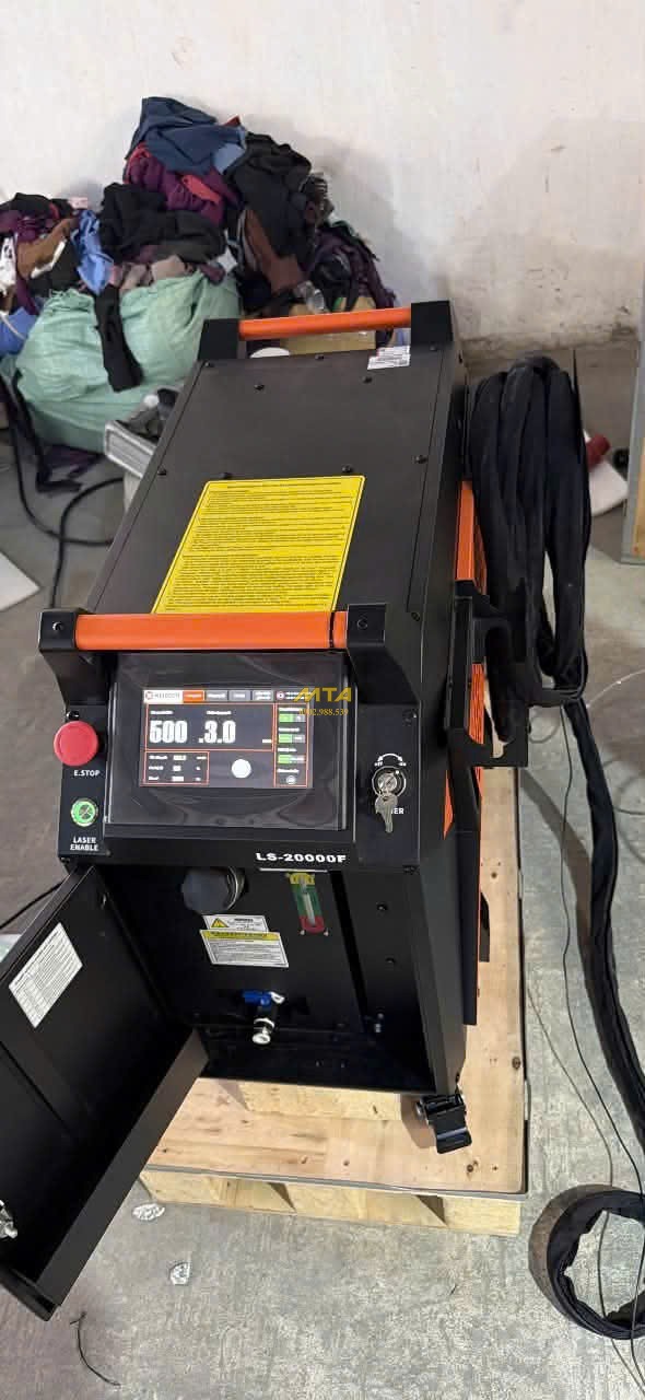 Bảng điều khiển cảm ứng máy hàn Laser Jasic LS-20000F