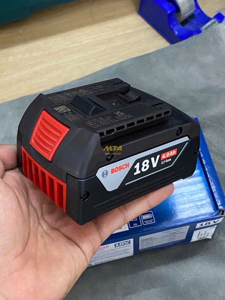 Pin Bosch 18V 4.0Ah Model 1600A00163