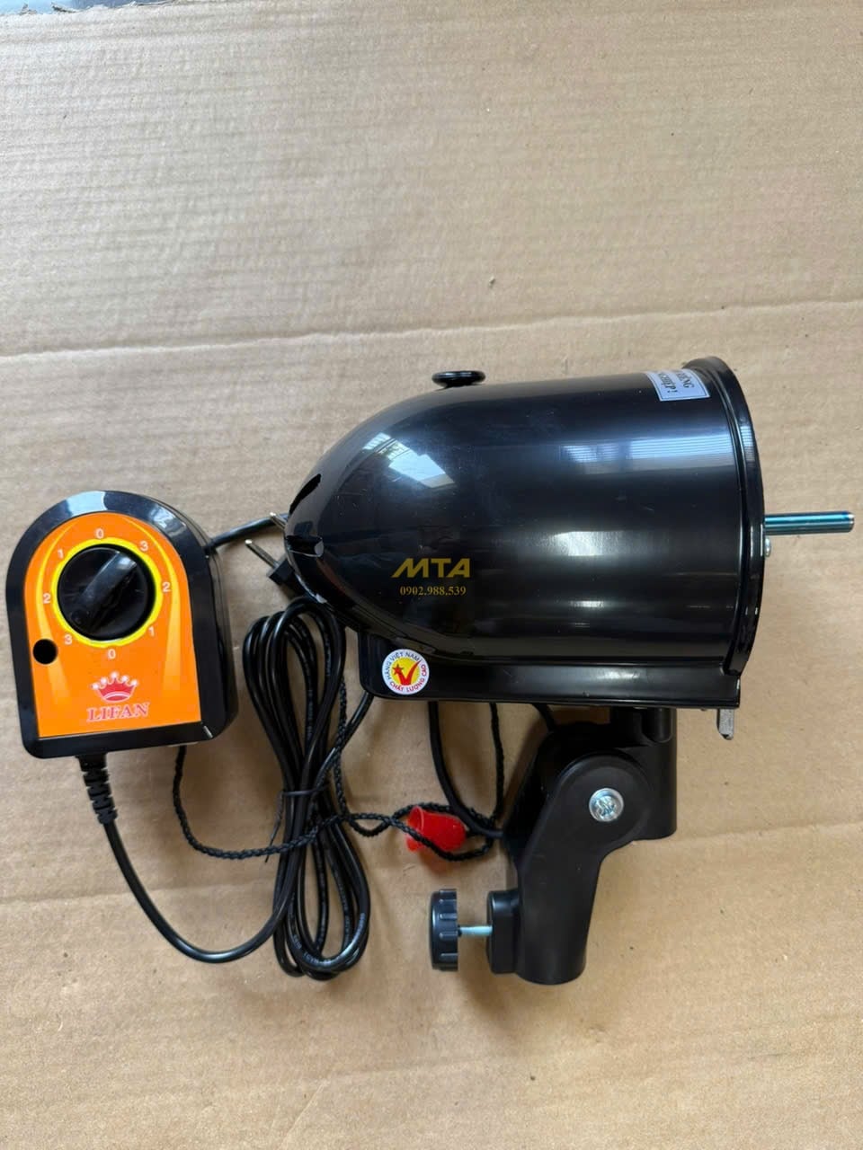 Quạt treo công nghiệp T-24CN Lifan 60cm 220V 138W gió mạnh cho xưởng