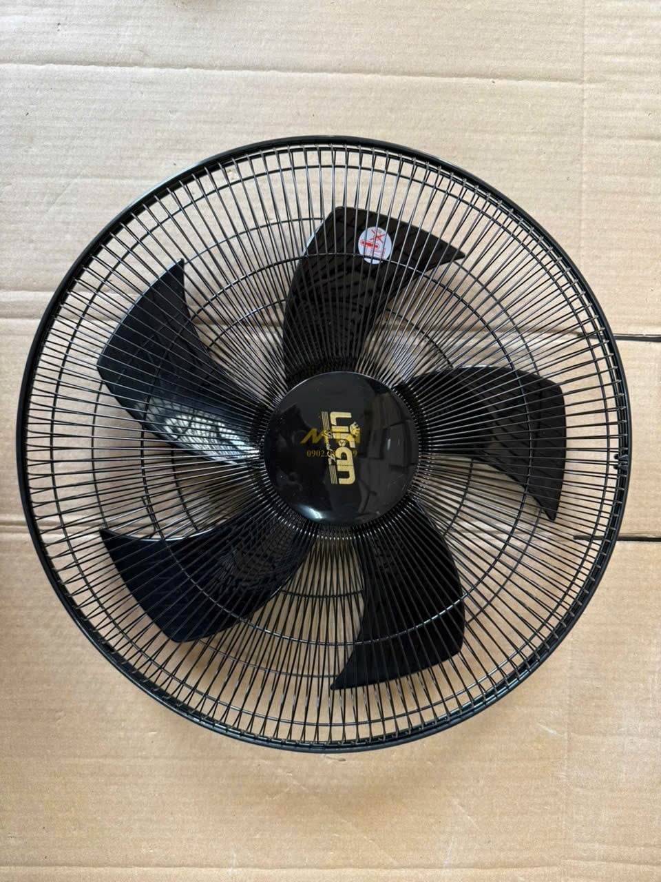 Cận cảnh cánh quạt và lồng quạt S-18CN