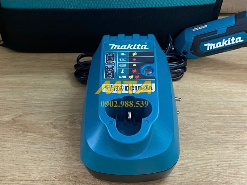 Sạc pin máy vặn vít Makita TD022DSE chính hãng