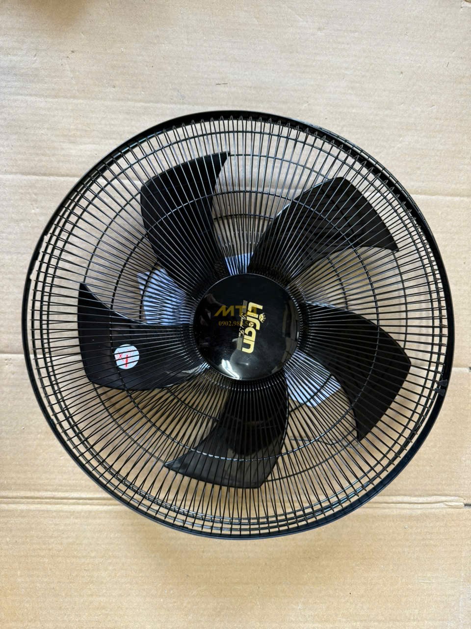 Chi tiết lồng quạt và động cơ quạt treo T-18CH
